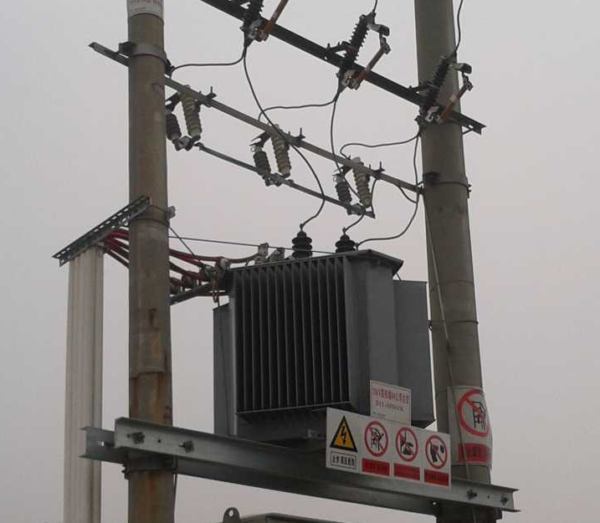 subestación aerea biposte