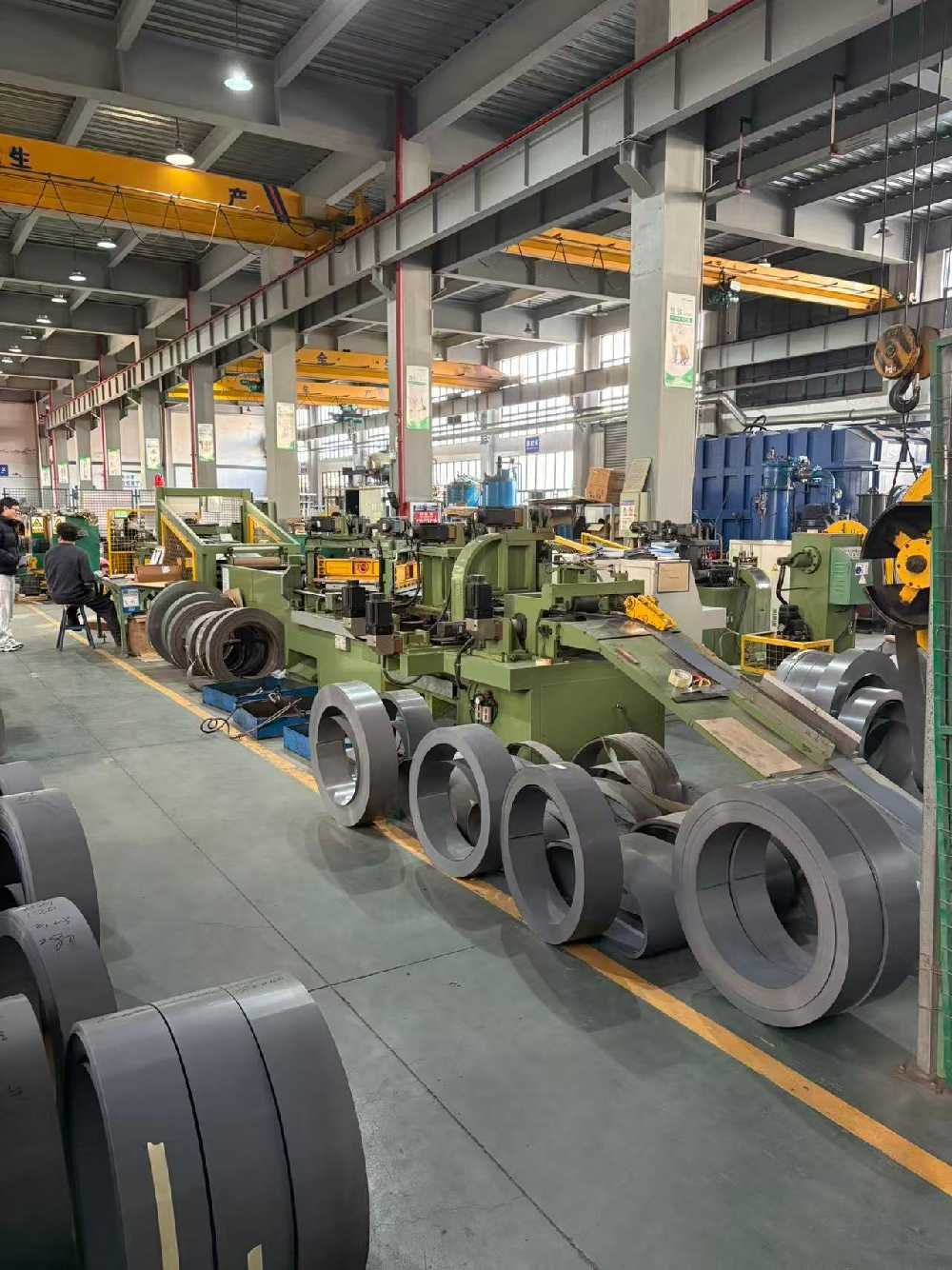 自动裁剪流水线